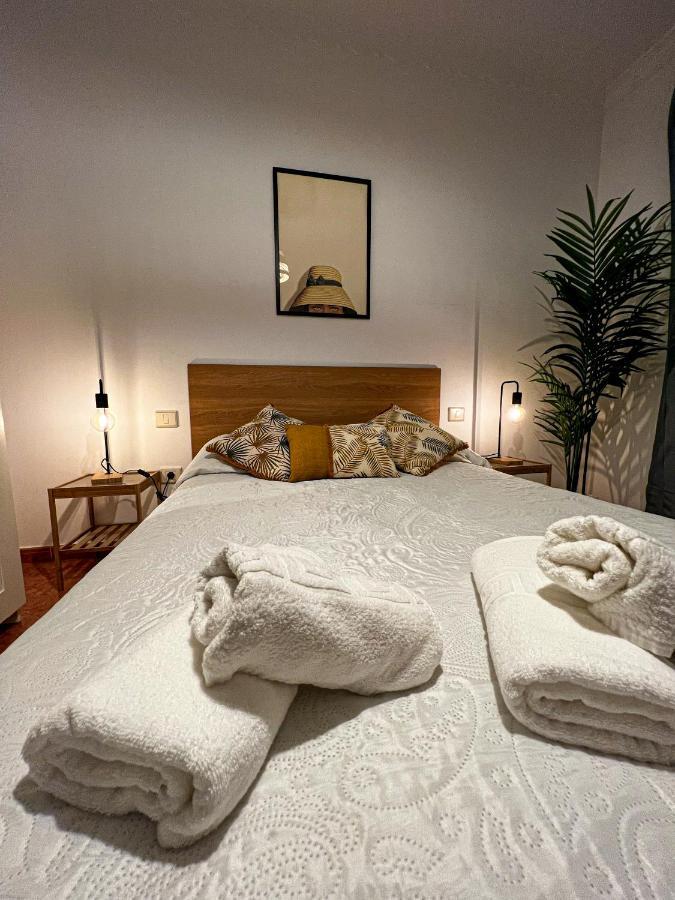 Apartment 100 M From The Beach Arinaga Buitenkant foto